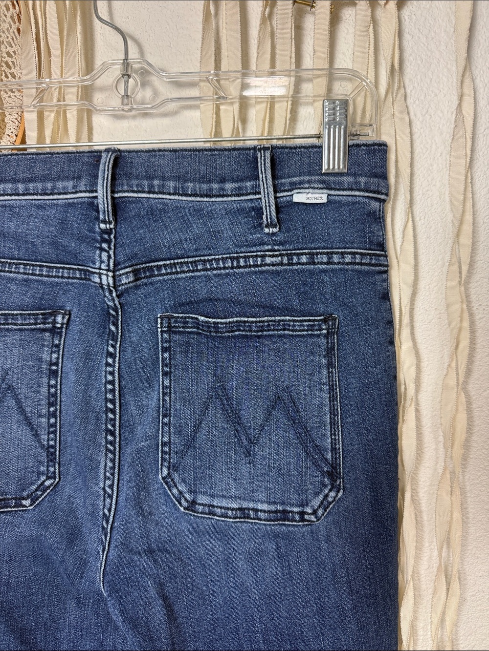 Mother Hustler Roller Patch Pocket Jeans in Out for The Evening Size 26 - Picture 6 of 15